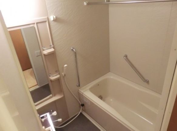 バス・シャワールーム　※別部屋参照