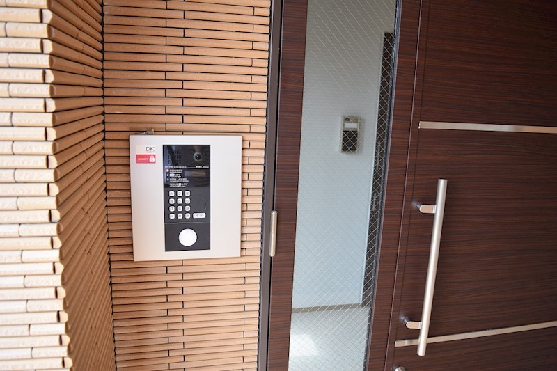 セキュリティ　オートロック完備