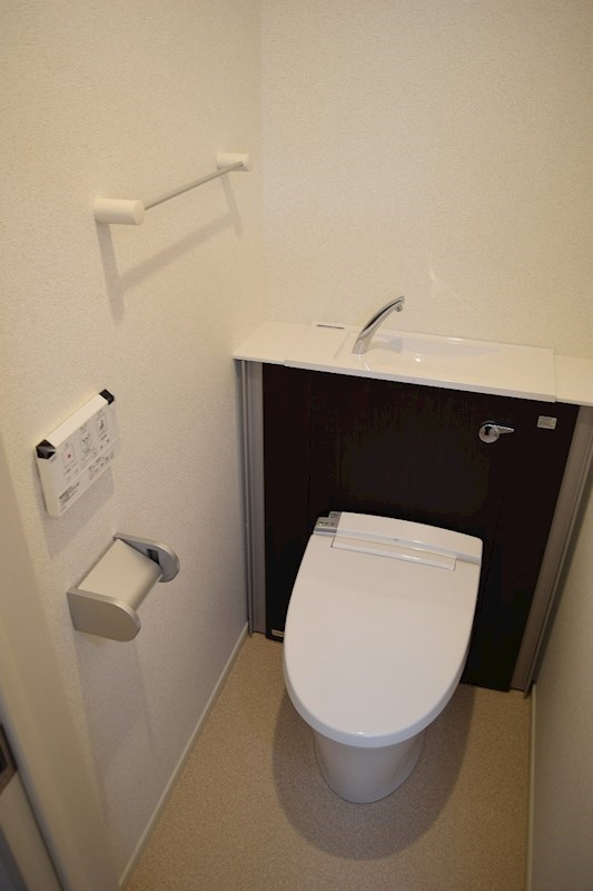 トイレ　ウォシュレット