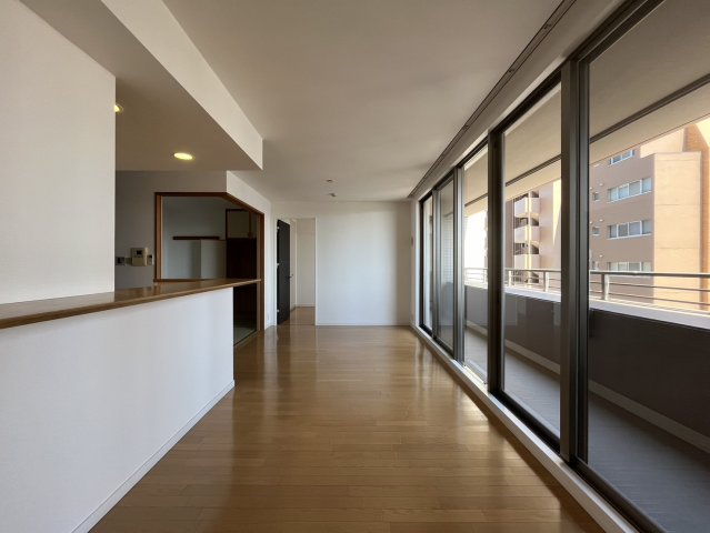 居室・リビング　パークアクシス金山WEST