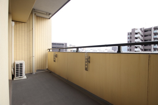 バルコニー　※別室の参考写真の為、現況優先です。