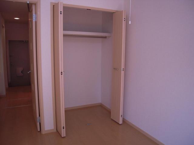 収納　クローゼット
