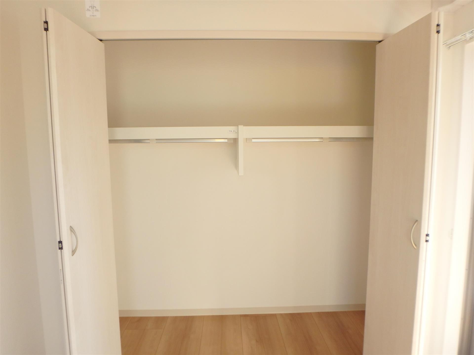 収納　大きなクローゼット収納です