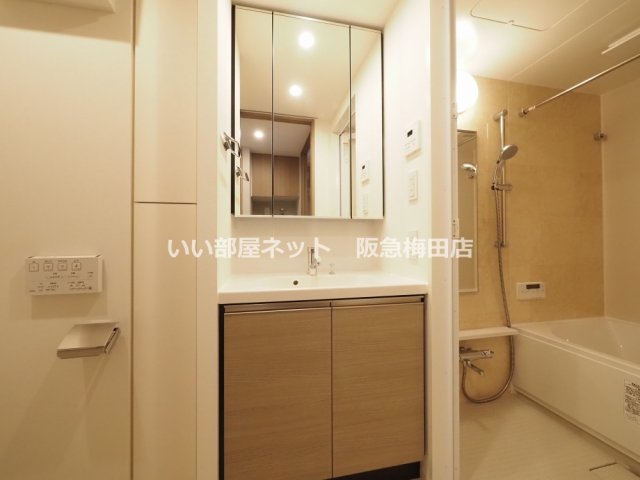 洗面設備　図面と現状が異なる場合は現状優先となります。