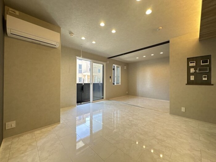 居室・リビング　リビング