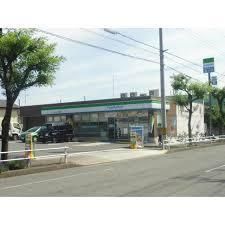 コンビニ　ファミリーマートかすみ学園通店（コンビニ）まで842m