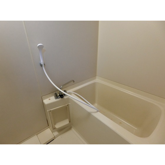 バス・シャワールーム　綺麗な浴室です。