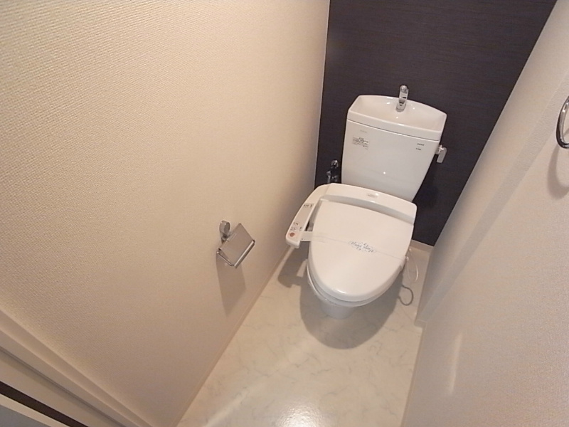 トイレ　清潔なトイレ