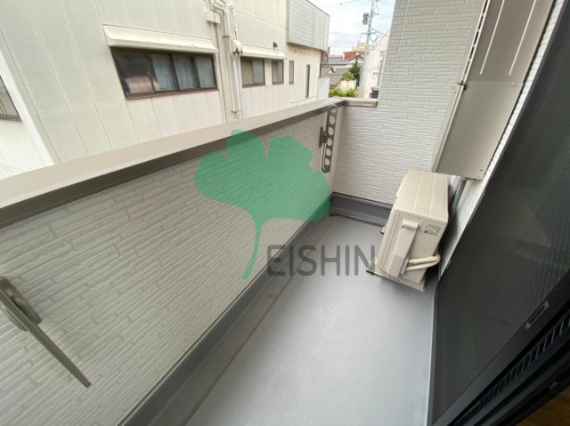 バルコニー　日当たりの良いバルコニーです！