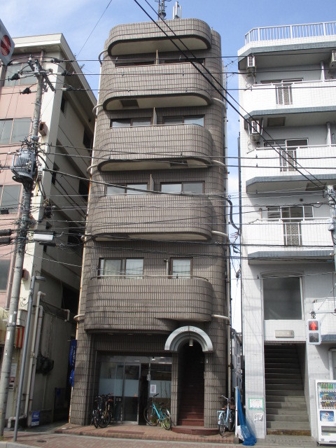 建物外観　東向き