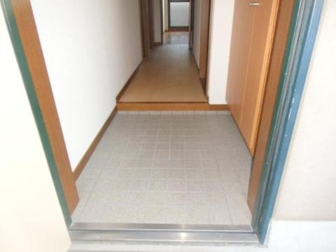 玄関　玄関（イメージ）