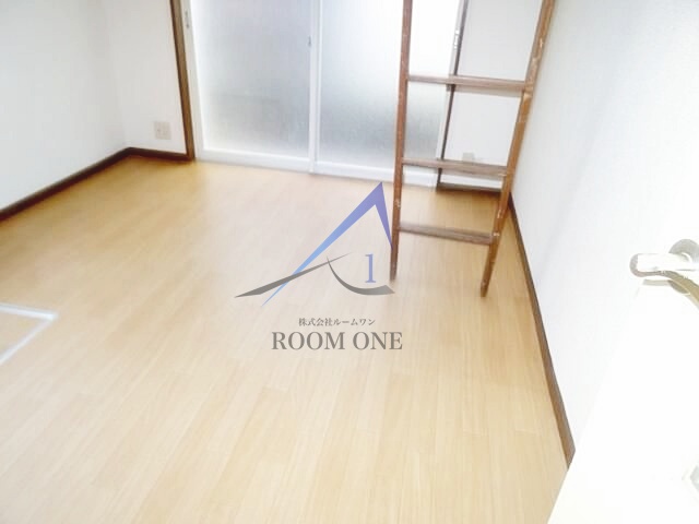居室・リビング　洋室のお部屋です。