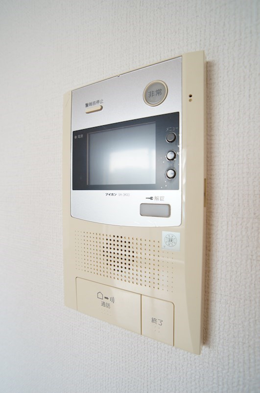 セキュリティ　来客がわかる安心感。モニターホン付き。