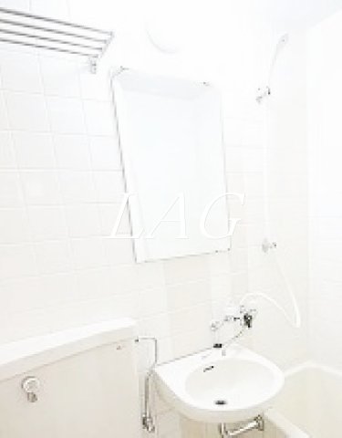 洗面設備　洗面台です。