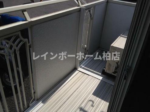 バルコニー　開放的で明るい空間を演出してくれるバルコニーです
