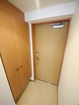 玄関　別部屋参考画像です