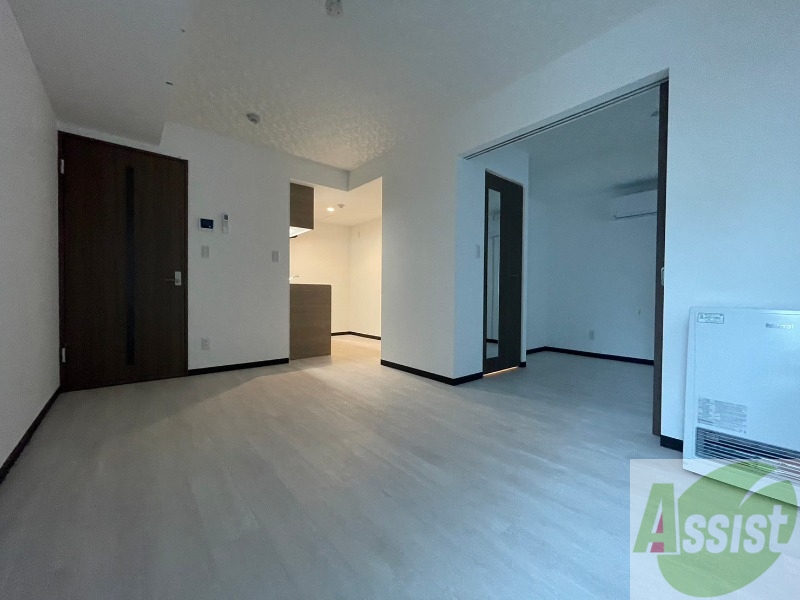 居室・リビング　広くてキレイなお部屋が広がっていて、充実した生活が送れそう。