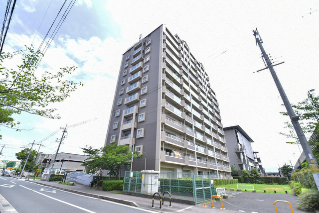 UR茨木学園町の外観写真