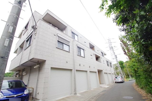 建物外観　★タウンハウジング向ヶ丘遊園店まで★
