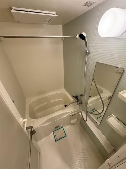 バス・シャワールーム　☆ゆったりくつろげるお風呂☆