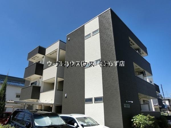 建物外観　全室角部屋！