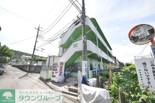 エントランス　建物写真