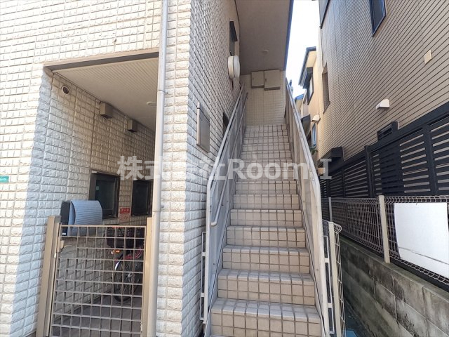 エントランス　毎日通るエントランスはこのようになっています