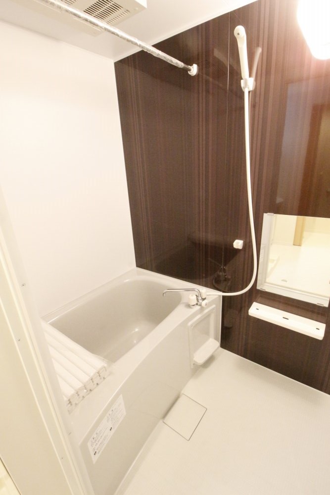 バス・シャワールーム　別の部屋の写真です