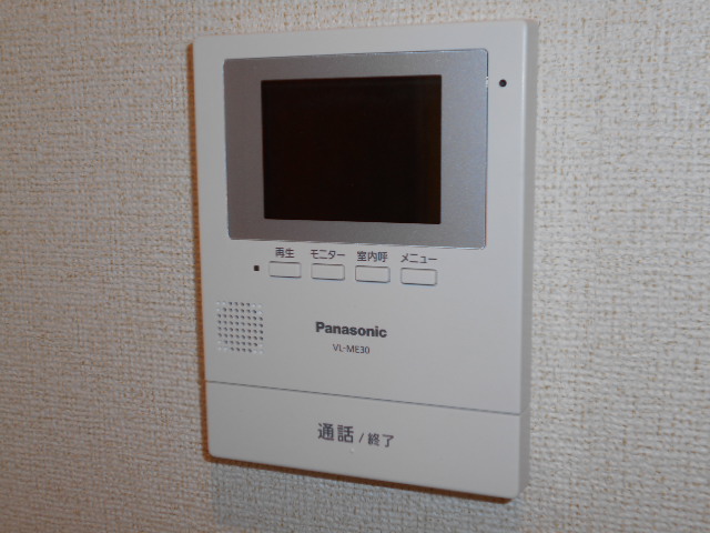 セキュリティ　カラーＴＶモニター付インターホン完備