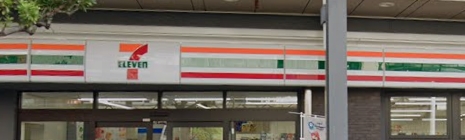 コンビニ　セブンイレブン 江東亀戸4丁目店（コンビニ）まで304m