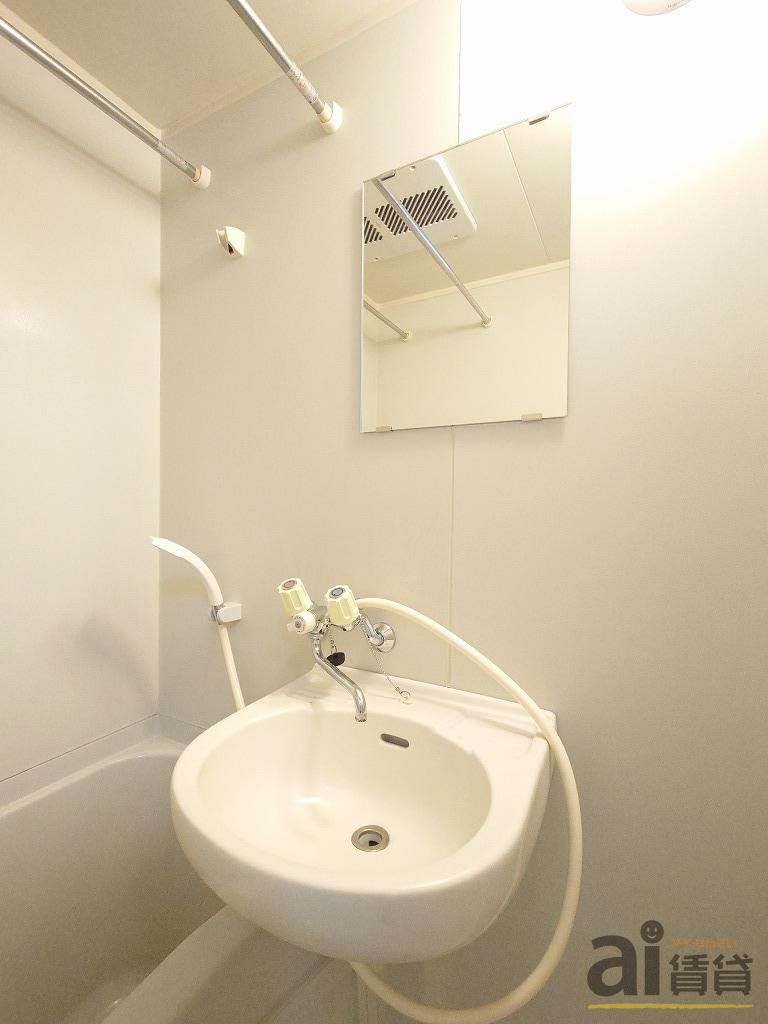 洗面設備　※同仕様写真です