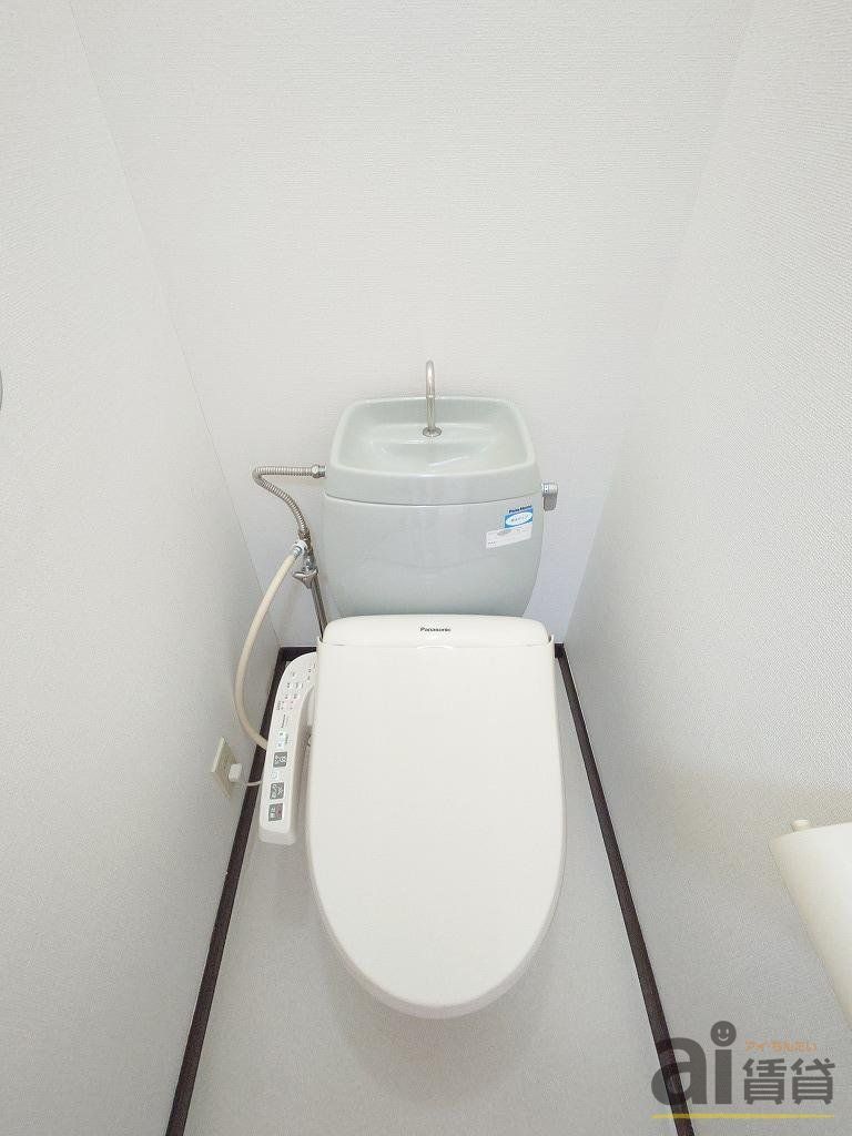 トイレ　※同仕様写真です
