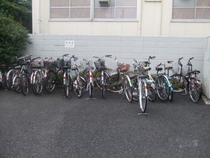駐車場　駐輪場完備