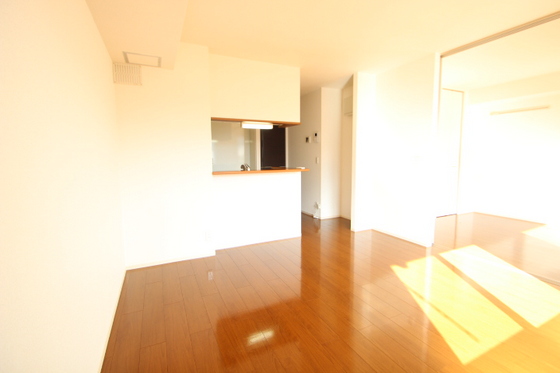 居室・リビング　※同物件別部屋の写真です