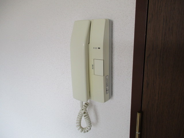 セキュリティ　室内にインターホンがあるので来客時も安心です