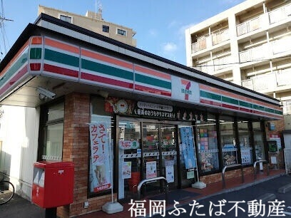 コンビニ　セブンイレブン博多相生町2丁目店（コンビニ）まで92m