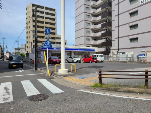 コンビニ　ローソン 東区矢田五丁目店（コンビニ）まで464m