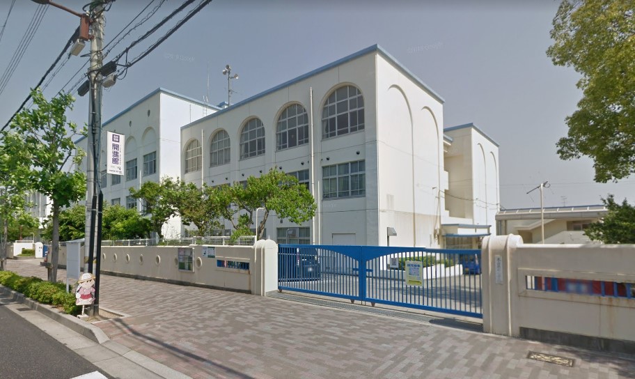 小学校　神戸市立本山第二小学校（小学校）まで228m