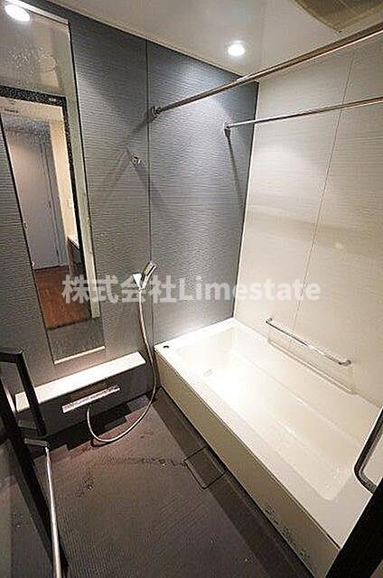 バス・シャワールーム　別部屋参考写真