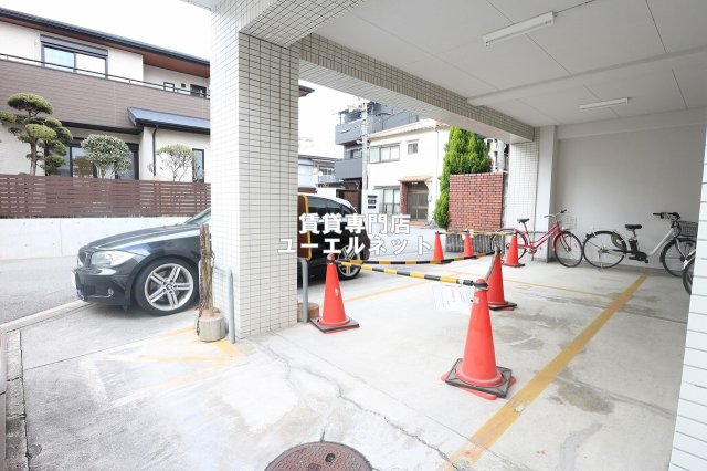 駐車場　敷地内駐車場あり◎