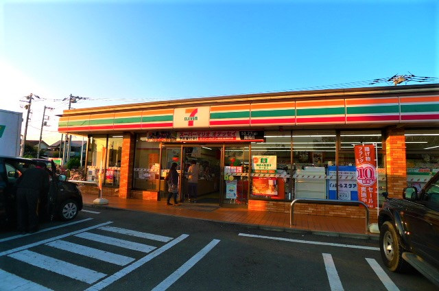 コンビニ　セブンイレブン東村山久米川町3丁目店（コンビニ）まで263m