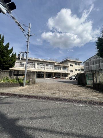 小学校　松戸市立八ケ崎第二小学校（小学校）まで1280m