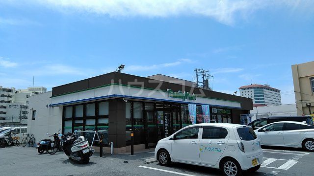 その他　ファミリーマート 那覇天久店（その他）まで680m