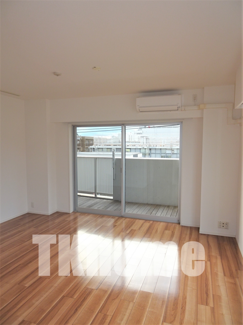 居室・リビング　広いお部屋です　※同マンション別室・参考