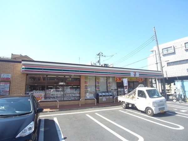 コンビニ　セブンイレブン 世田谷粕谷3丁目店（コンビニ）まで171m