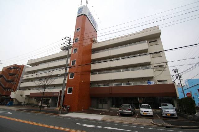 岡部ビルの外観写真