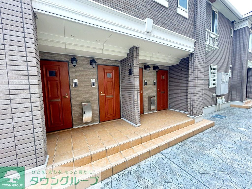 建物外観　エントランス