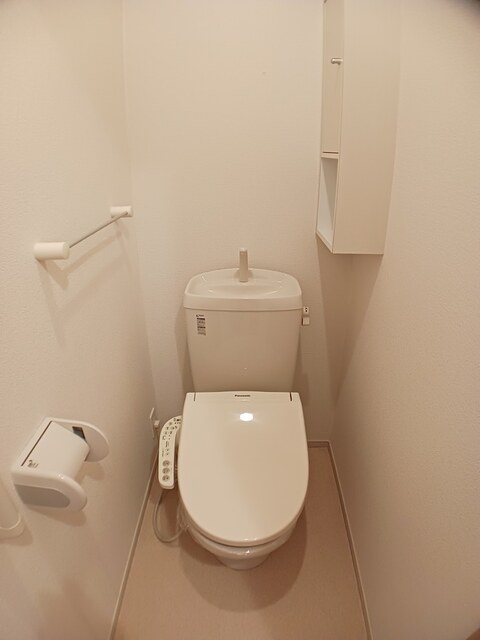 アムール・アドニスのトイレ写真