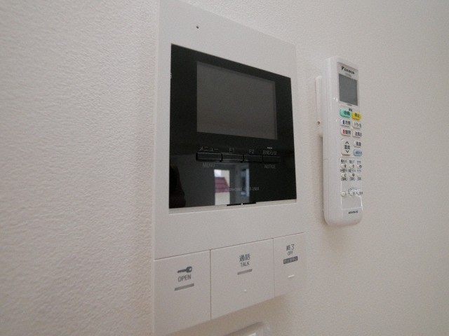 セキュリティ　防犯面に配慮したＴＶモニターホン付きです！
