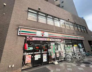コンビニ　セブンイレブン西巣鴨駅前店（コンビニ）まで407m